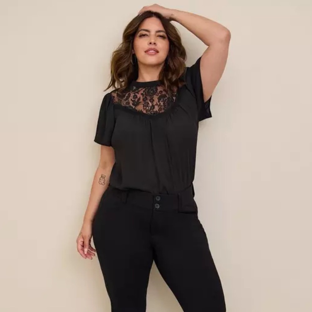 Torrid Black Lace Career Office Whimsygoth Plus Size Flutter Sleeve 2X - Picture 2 of 11